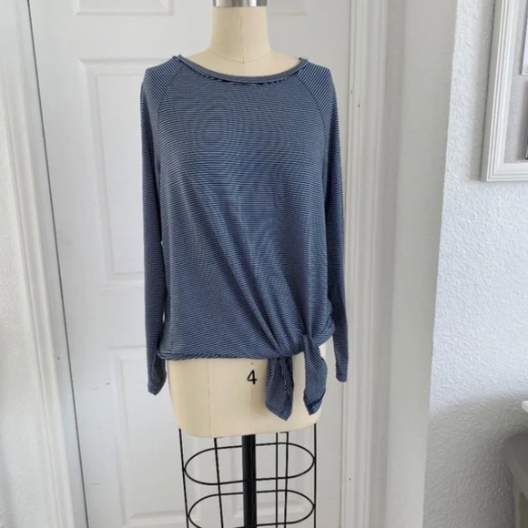 Navy & White Striped Long Sleeve Tunic Tie Front Athleisure Performance Top - Picture 1 of 15
